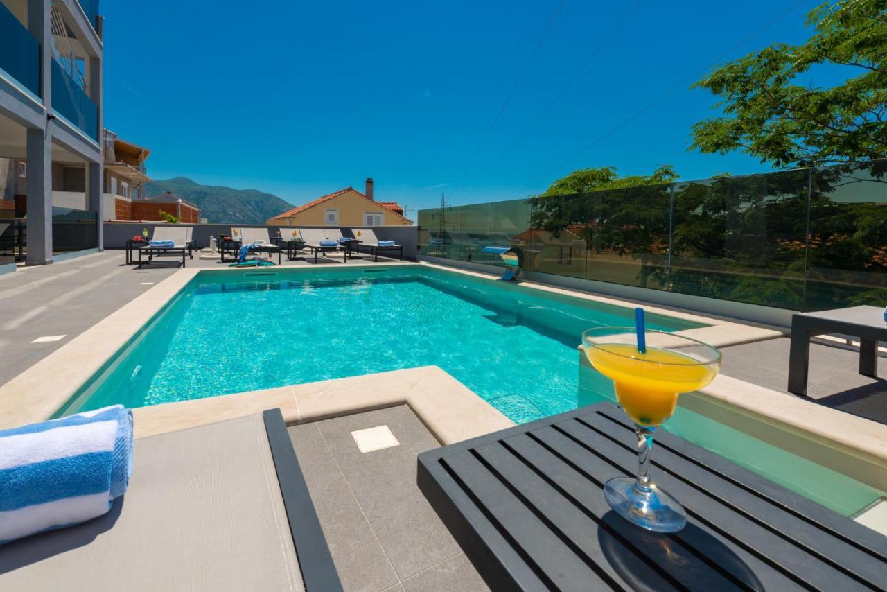 Apartments Villa Poco Loco Млини Екстер'єр фото
