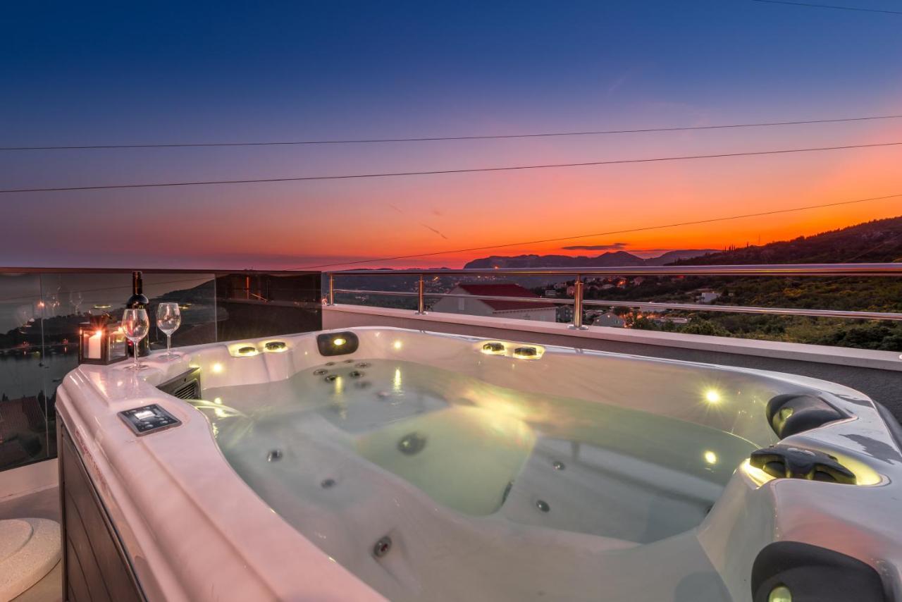 Apartments Villa Poco Loco Млини Екстер'єр фото